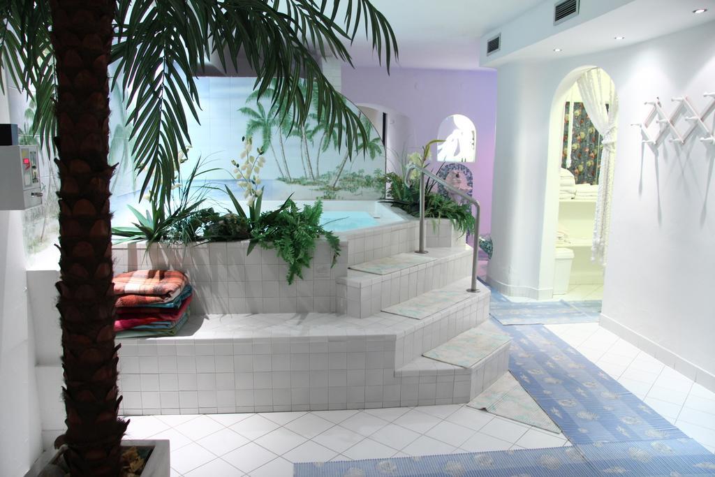 Hotel Waldhof 코르나이아노 외부 사진
