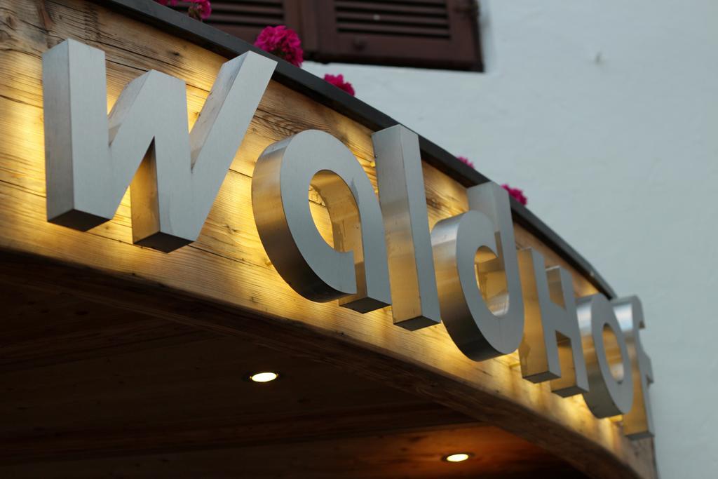 Hotel Waldhof 코르나이아노 외부 사진
