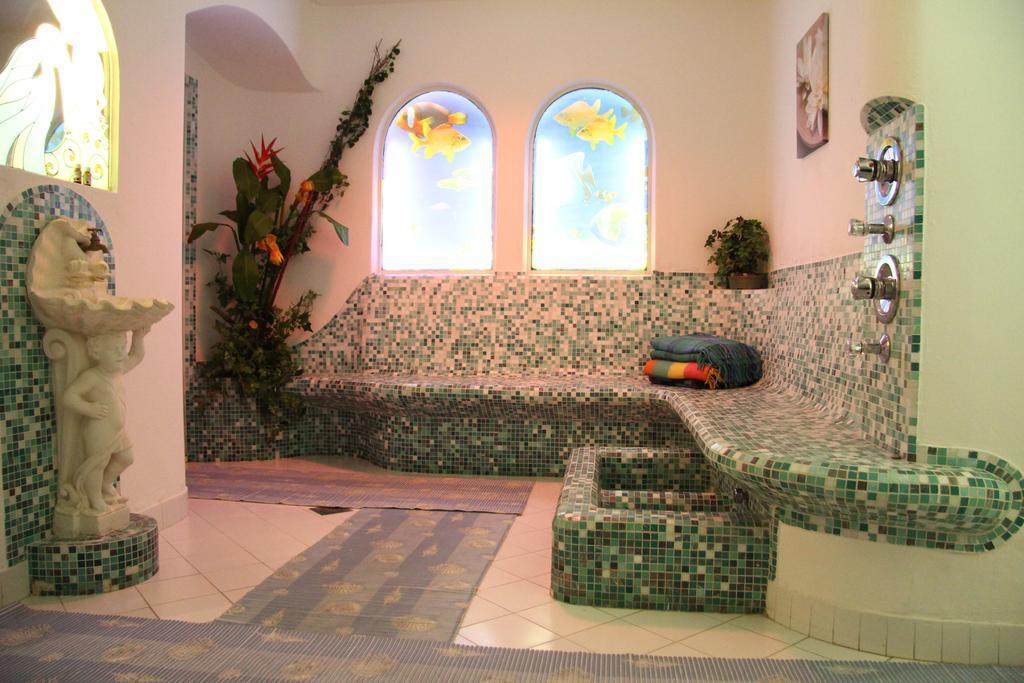 Hotel Waldhof 코르나이아노 외부 사진